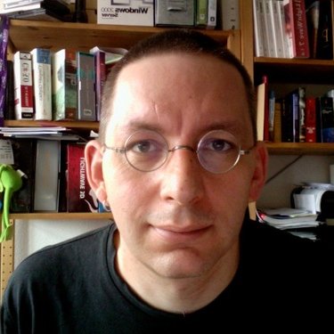 Profile Picture of Michael Wolf (@LupusLux) on Twitter
