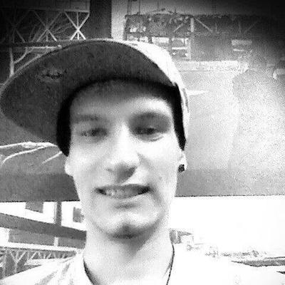 Profile Picture of Molnár István (@istvan9411) on Twitter
