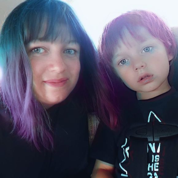 Profile Picture of Rosela Rosela (@rosela_rosela) on Poshmark