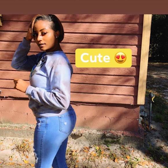 Profile Picture of Tyänä Tyänä (@wilkinstyana5) on Poshmark