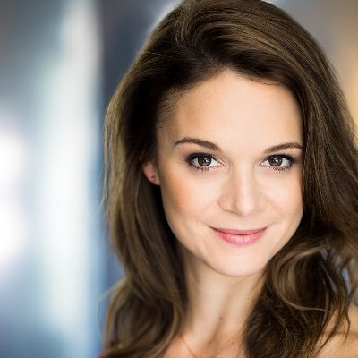 Profile Picture of Lauren Valentine (@theLValentine) on Twitter