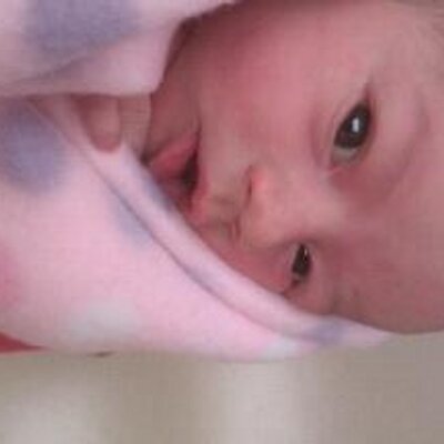 Profile Picture of Amber Dugger (@Puzzler103) on Twitter