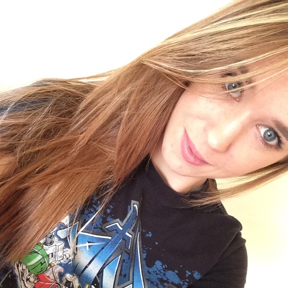 Profile Picture of Monica Crouson (@sweetpea07) on Poshmark