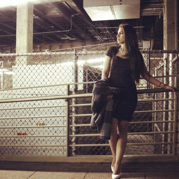 Profile Picture of Daniela Vaca (@danielavaca) on Poshmark