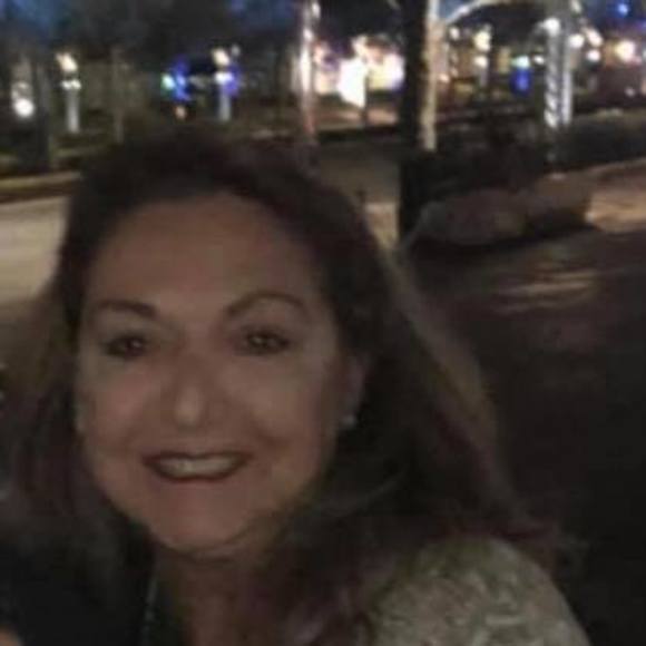 Profile Picture of Peggy schwartzenburg Bambrick (@p_bambrick) on Poshmark