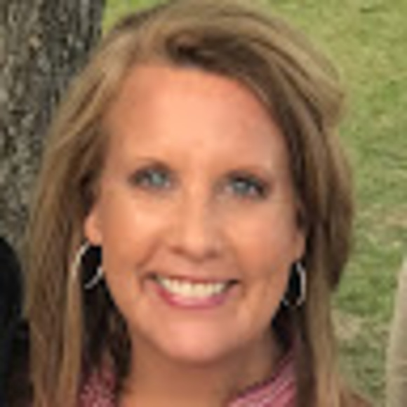 Profile Picture of Jennifer Mulkeen (@jennifermulkeen) on Poshmark