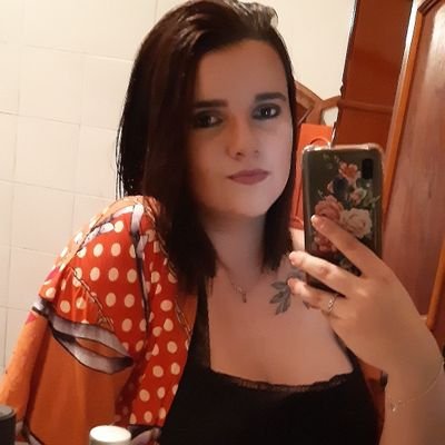 Profile Picture of Anna Júlia Pitzer (@pitzer_anna) on Twitter