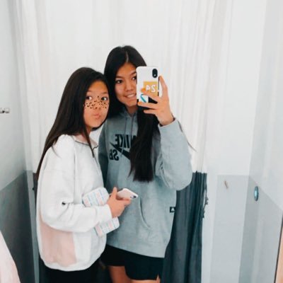 Profile Picture of Sydney (@SydneyWillahan) on Twitter