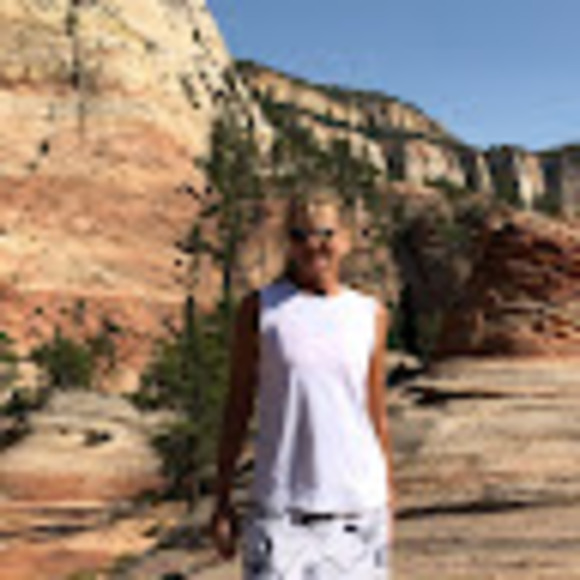 Profile Picture of Pascale Fallot (@pascalefallot) on Poshmark