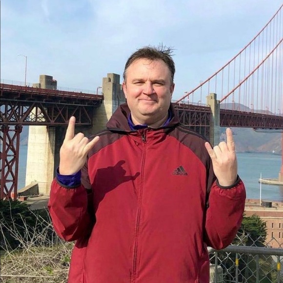 Profile Picture of Jason Mueller (@jasonmmueller) on Poshmark