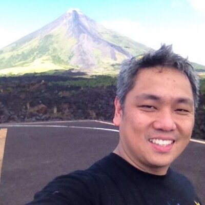 Profile Picture of Richard L. Cruz (@buzzinghornet17) on Twitter