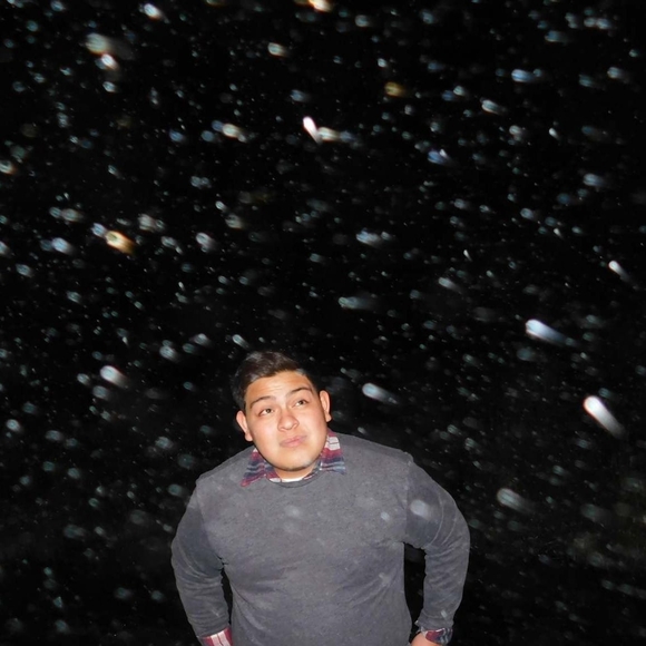 Profile Picture of Jose Tarin (@vtarin22) on Poshmark