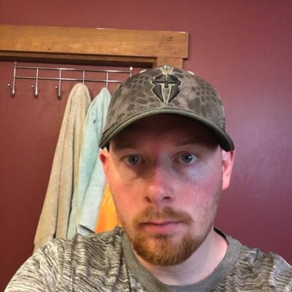 Profile Picture of Albert Taylor (@rippingkyak) on Poshmark