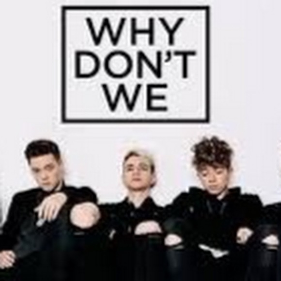 Profile Picture of Katie Wetsch (@frappe750) on Poshmark