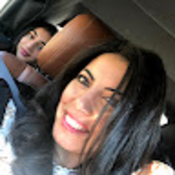 Profile Picture of Dalia Tawadrous (@dalia2722003) on Poshmark