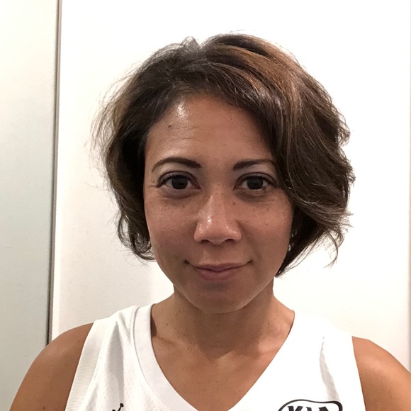 Profile Picture of Aryana Hendrawan (@aryana411) on Poshmark