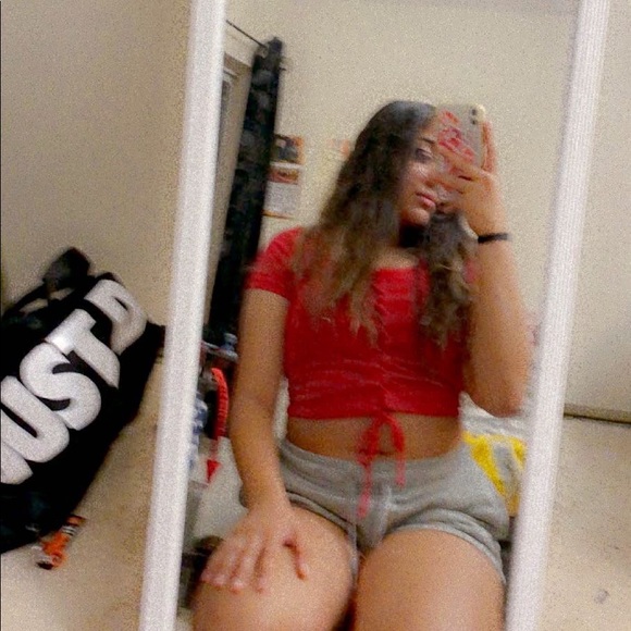 Profile Picture of Anami Patel (@ufw_nami) on Poshmark