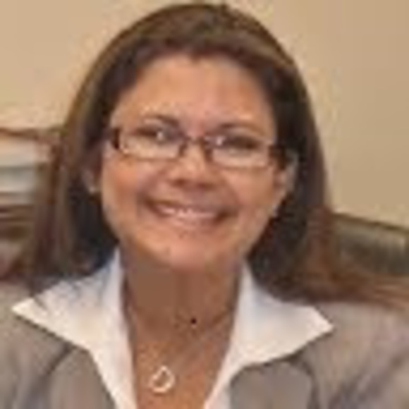 Profile Picture of Andrea y. Schmelter (@a_schmelter) on Poshmark