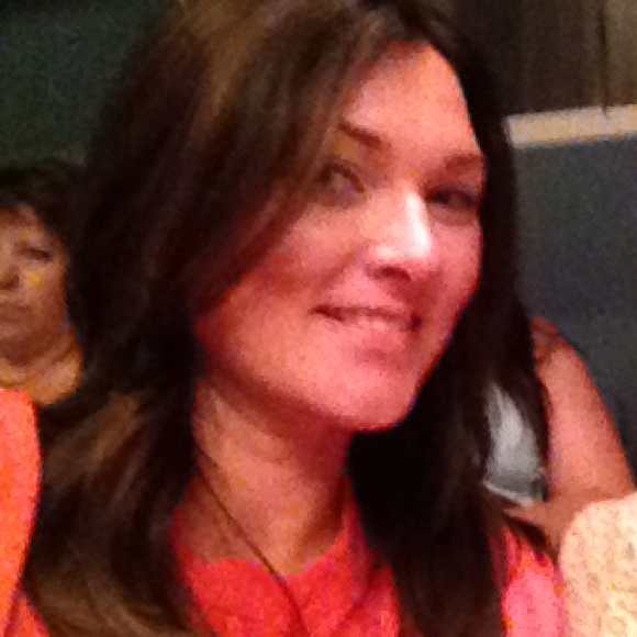 Profile Picture of Lisa Ilano (@lisarilano) on Poshmark