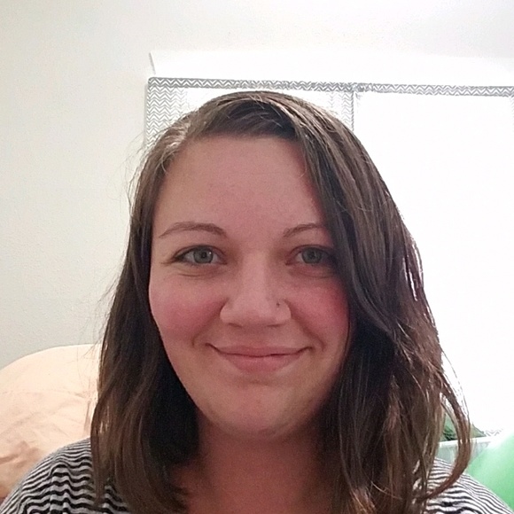 Profile Picture of Cassandra Horn (@heycassiopeia) on Poshmark