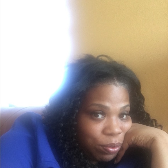 Profile Picture of Natasha Henderson (@tashat81) on Poshmark
