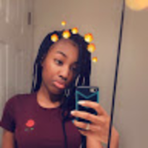 Profile Picture of Jada Hughes (@stepmommymanda) on Poshmark