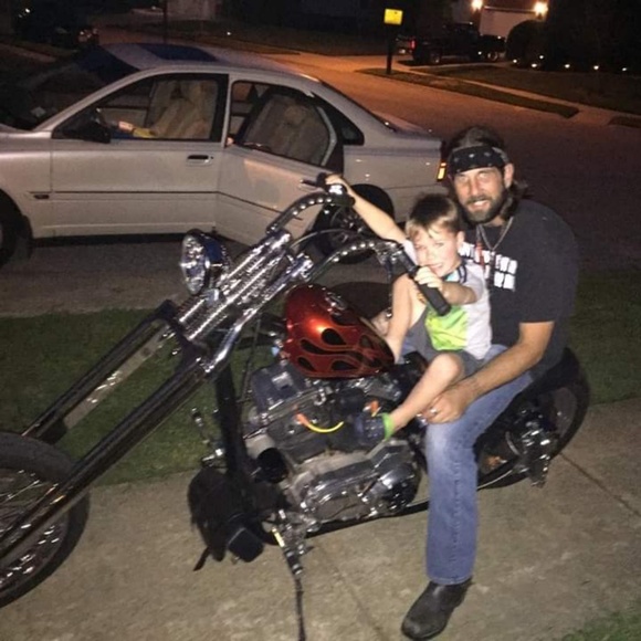 Profile Picture of Jason Prater (@prater138) on Poshmark