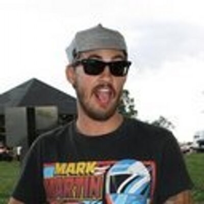 Profile Picture of Steve Saxton (@blackeyes1983) on Twitter
