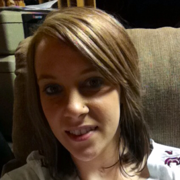 Profile Picture of Melissa Hopta (@mhopta1) on Poshmark