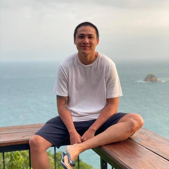 Profile Picture of Pae Wongsatorn (@wongsato) on Poshmark