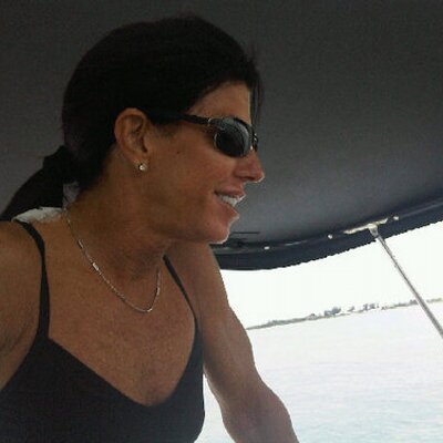 Profile Picture of ellyn feldman (@efhercules) on Twitter