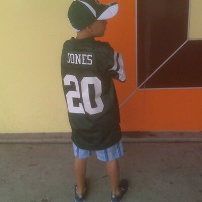 Profile Picture of Michael Frontera (@jetsman09) on Twitter