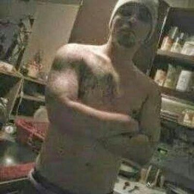 Profile Picture of John Trowell (@683c39e5935b4d1) on Twitter