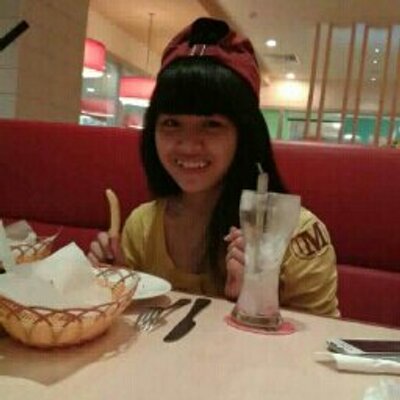 Profile Picture of Trinh Nguyễn (@e39ca5f739984c1) on Twitter