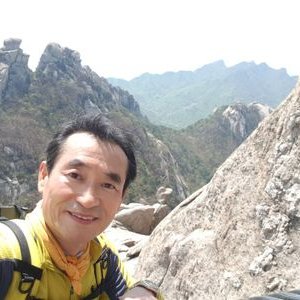 Profile Picture of Kim, JooHyun (@KimJoohyun1952) on Twitter