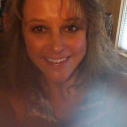 Profile Picture of Kim Kanipe (@kimmiek_71_nc) on Twitter