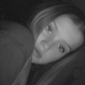 Profile Picture of Eliza (@elizathomson) on Myspace