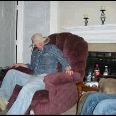 Profile Picture of Bradley Stout (@stout21) on Twitter