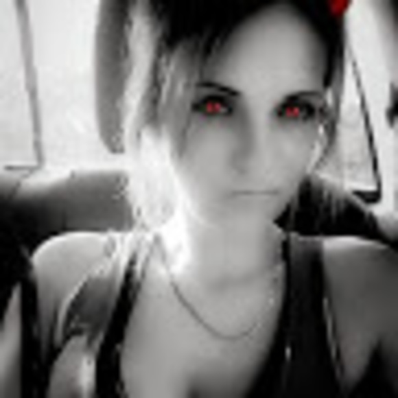 Profile Picture of Janice Mizell (@janicemizell) on Poshmark