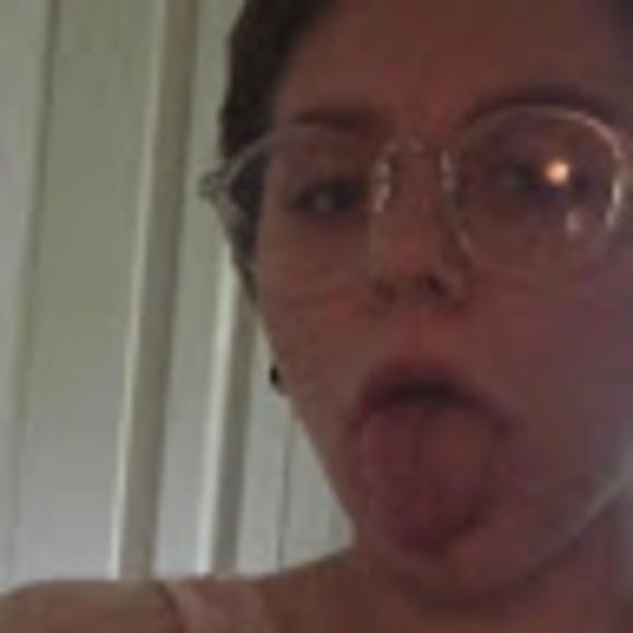 Profile Picture of Zoe Strnisha (@cherubicwh0r3) on Poshmark