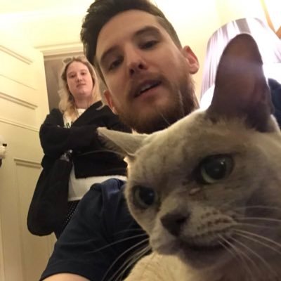 Profile Picture of Alex Hedge (@hedgebun) on Twitter