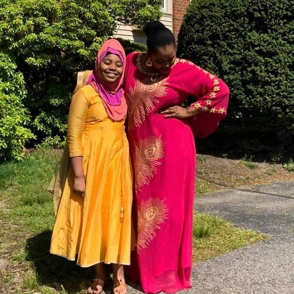 Fatima Jalloh - Poshmark Profile Picture of Fatima Jalloh (@fyj) on Poshmark