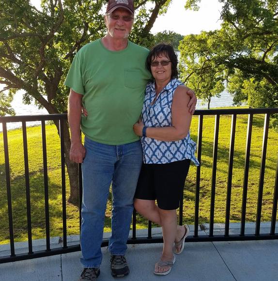 Profile Picture of Cindy Helm (@chelm52) on Poshmark