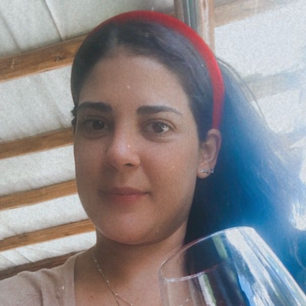 Profile Picture of Roberta Murta (@roberta.murta) on Tiktok