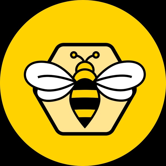 Profile Picture of Sarah Faoro (@faoro50) on Poshmark