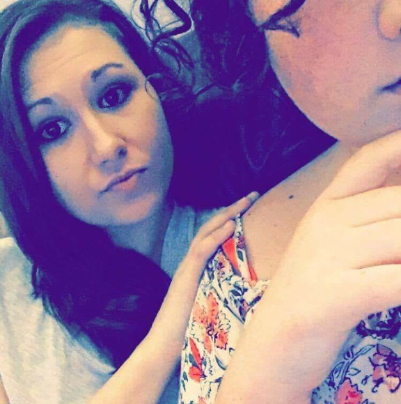 Profile Picture of Amber Staggs (@amberjosh22) on Poshmark