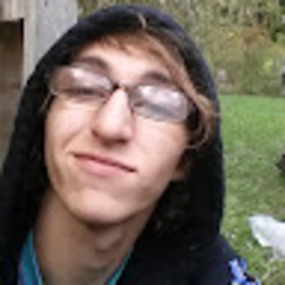 Profile Picture of Alexander King (@kingarooski) on Poshmark