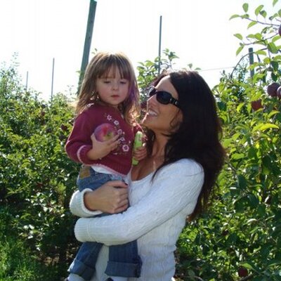 Profile Picture of Jessie Lunn (@JessieLunn) on Twitter