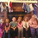 Profile Picture of Elizabeth Vawter Alexander (@supermomliz82) on Instagram