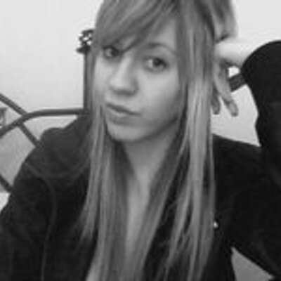 Profile Picture of Lucia Yang (@Luciai28) on Twitter